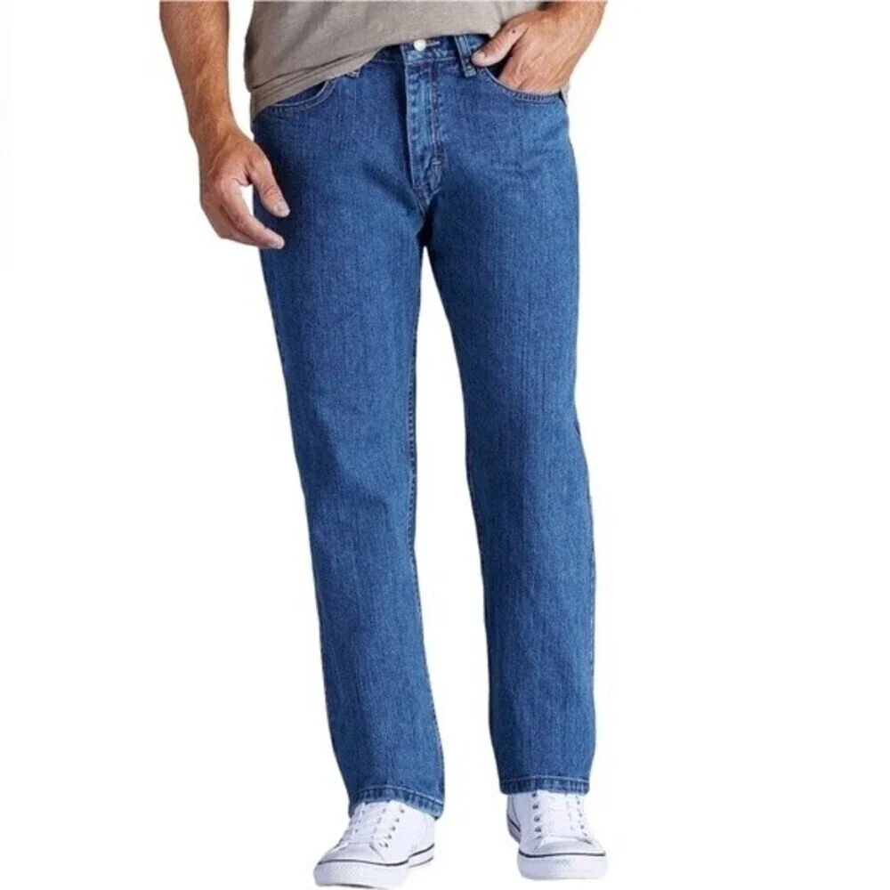 Lee Newman men’s Jean Relaxed Fit Straight Leg size 42x32.